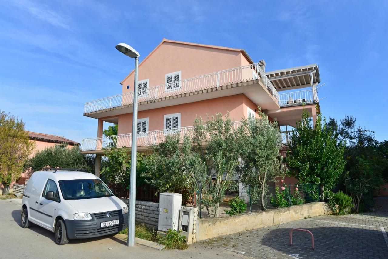 Apartments Martina Vodice Exterior foto